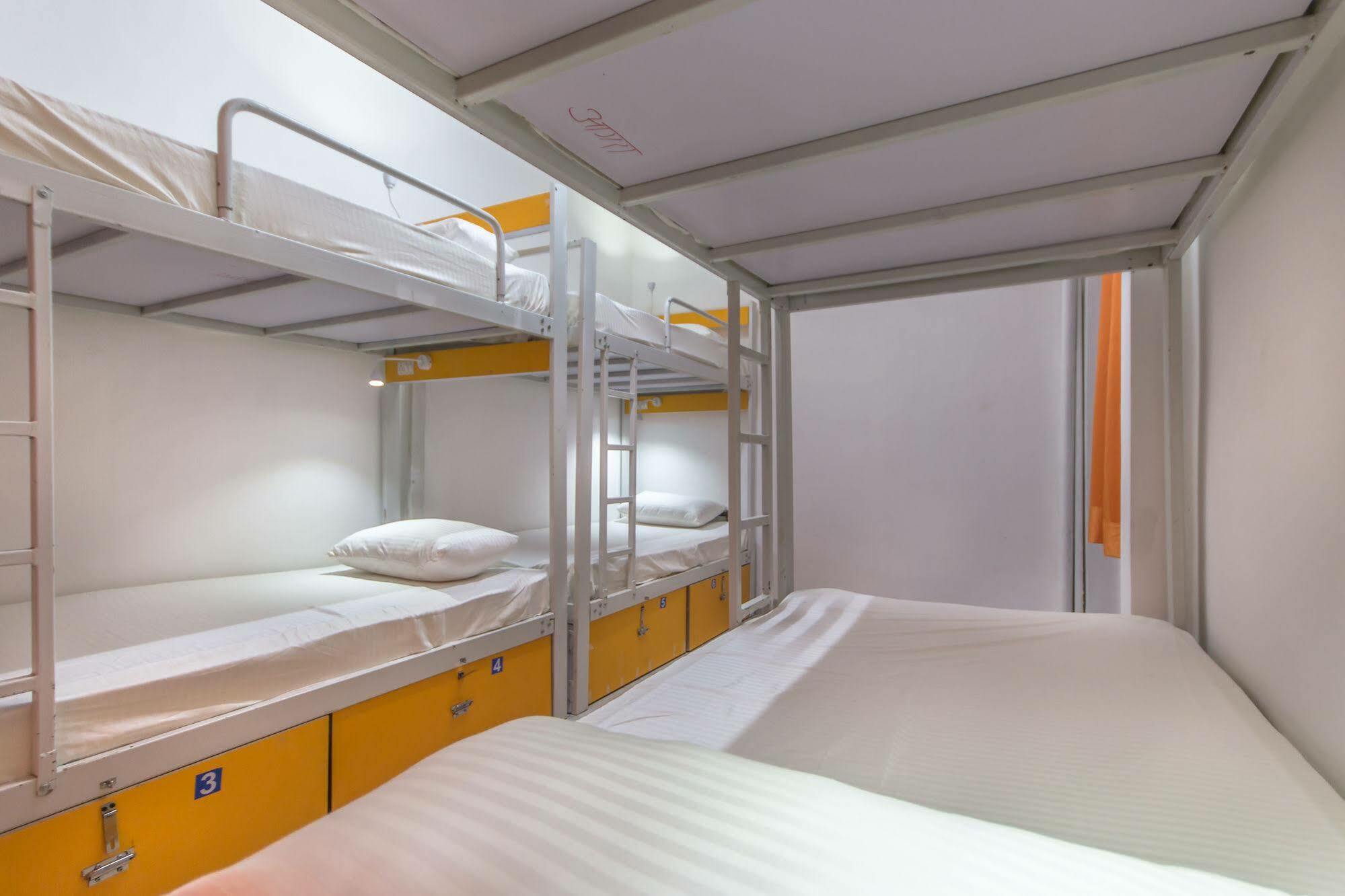 Bunk Hostel Delhi Nowe Delhi Zewnętrze zdjęcie