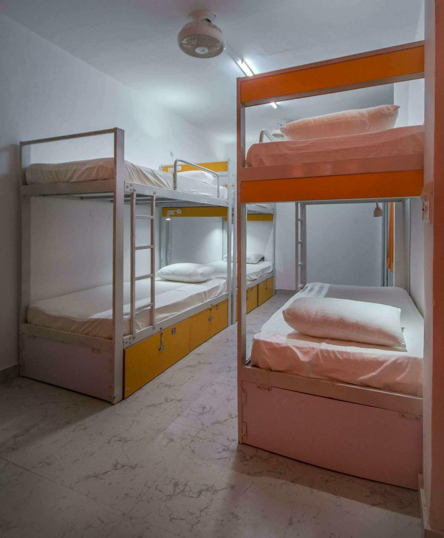 Bunk Hostel Delhi Nowe Delhi Zewnętrze zdjęcie