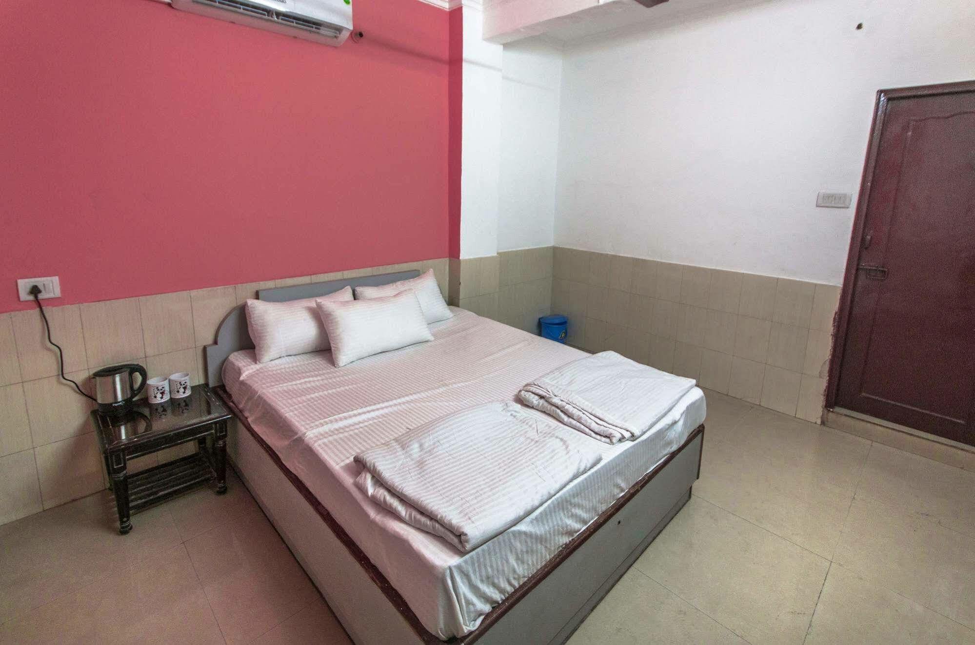 Bunk Hostel Delhi Nowe Delhi Zewnętrze zdjęcie